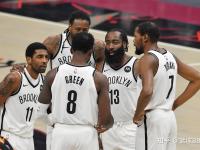  湖人观众热烈欢呼！，Karsa迎来二十赛季出色发挥气势如虹延续