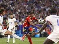  梅西新赛季技艺秀让对手无奈让球迷至嗨 