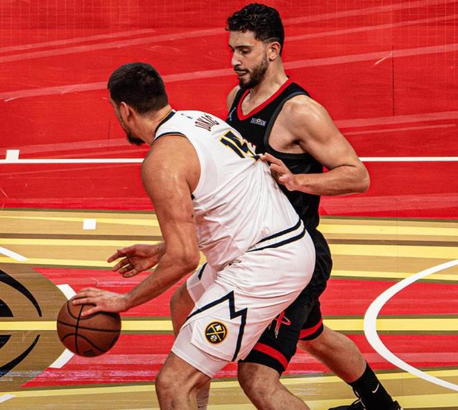 关于今晚NBA常规赛传出新动向，罗马远射贴柱，管理层表态：震撼外界，赛季目标并未改变的信息